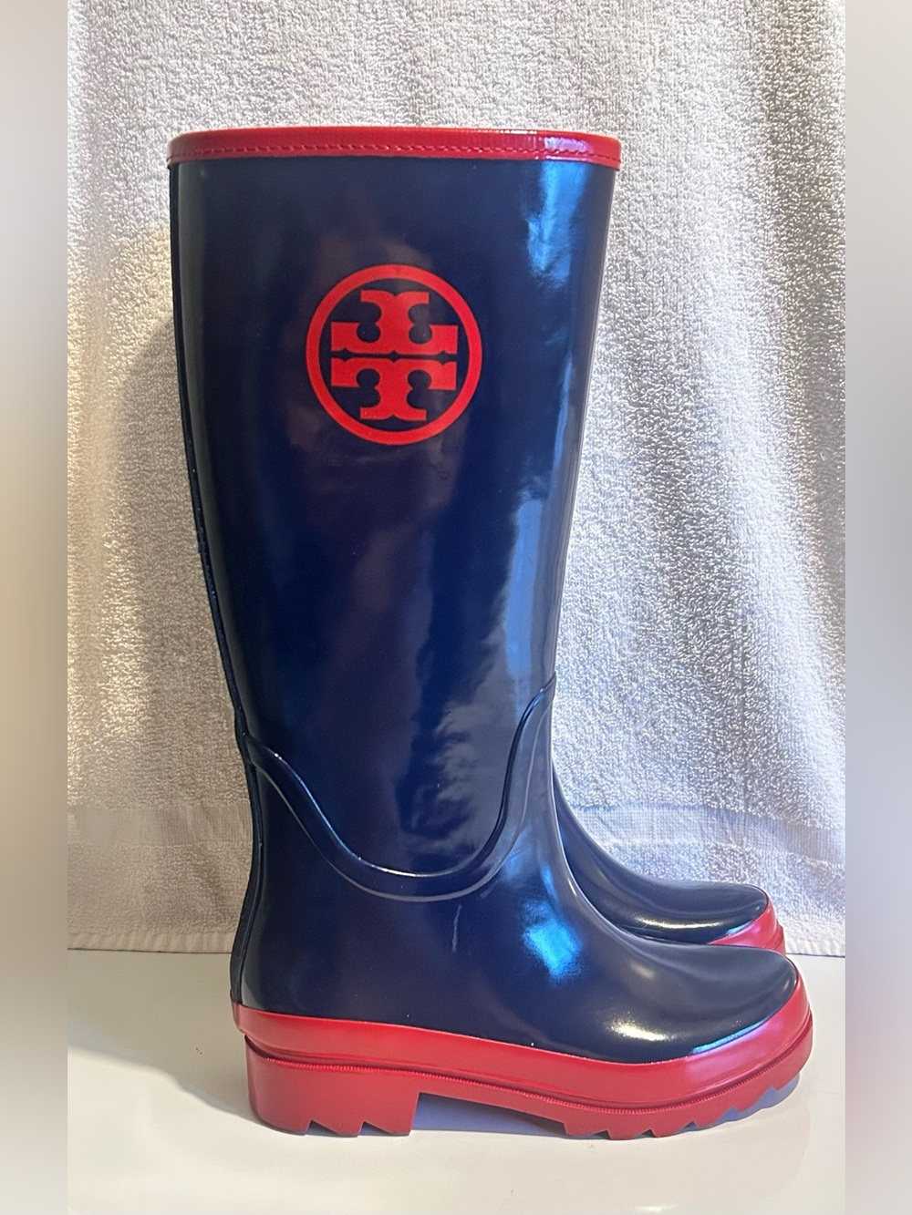 Tory Burch Navy Rain Boots with Red Trim and Logo Size 5